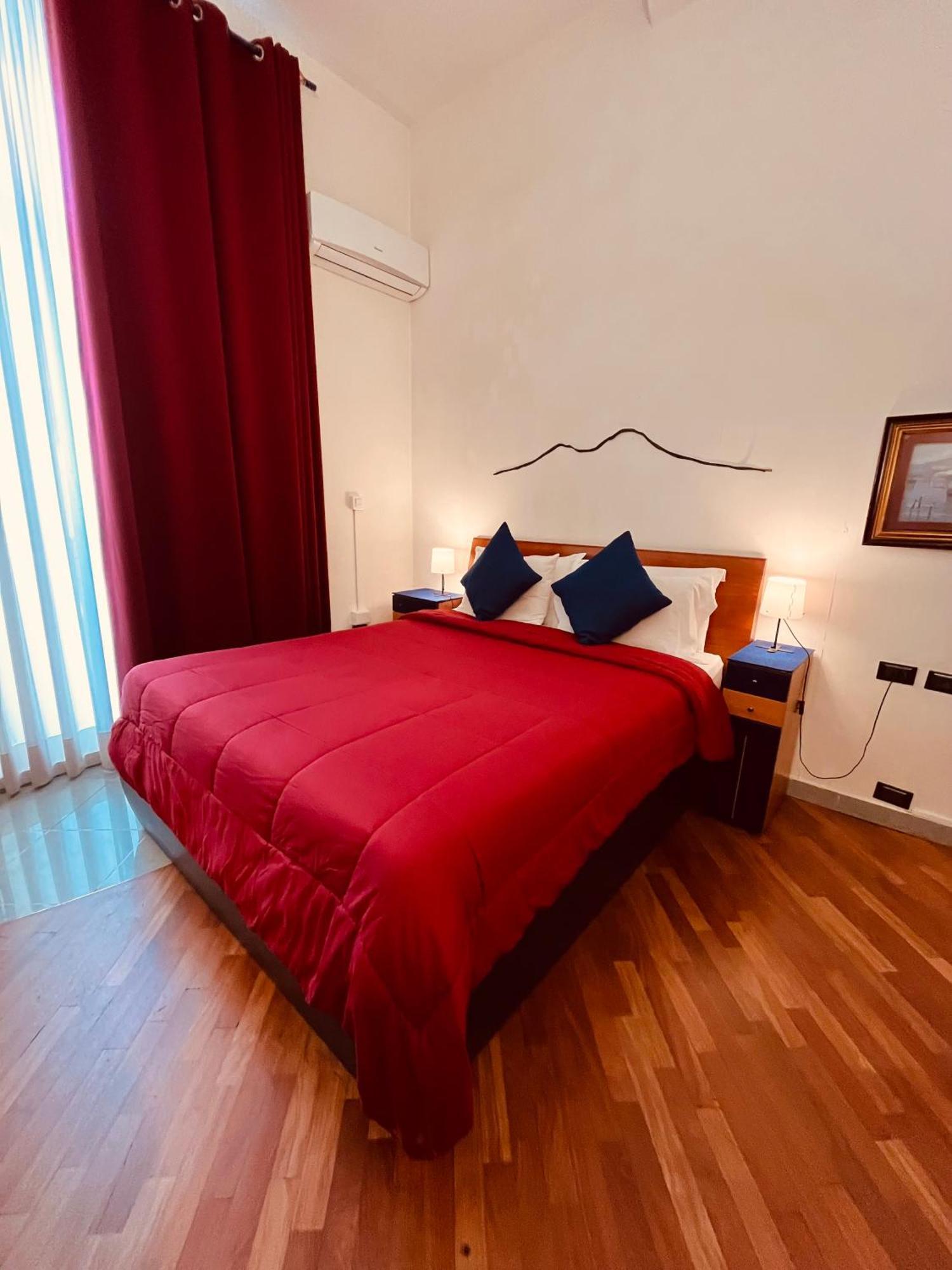 Lanova21 Bed & Breakfast Наполи Екстериор снимка